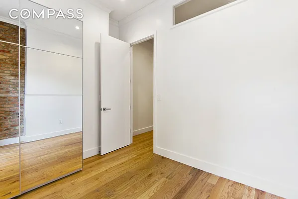 Rented by Compass | media 13