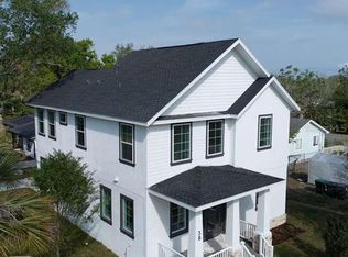 38 S Pollard St, Oakland, FL 34760