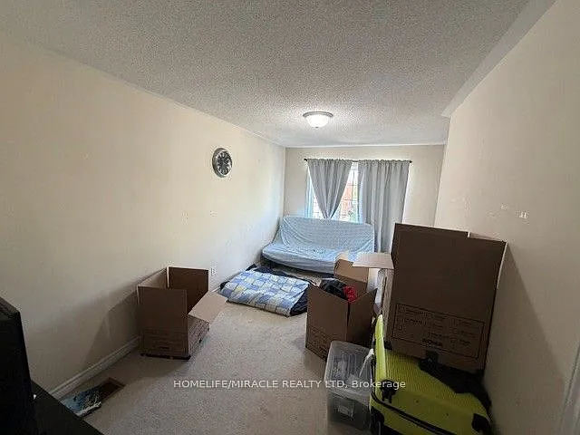 705 Sauve St — Photo 1