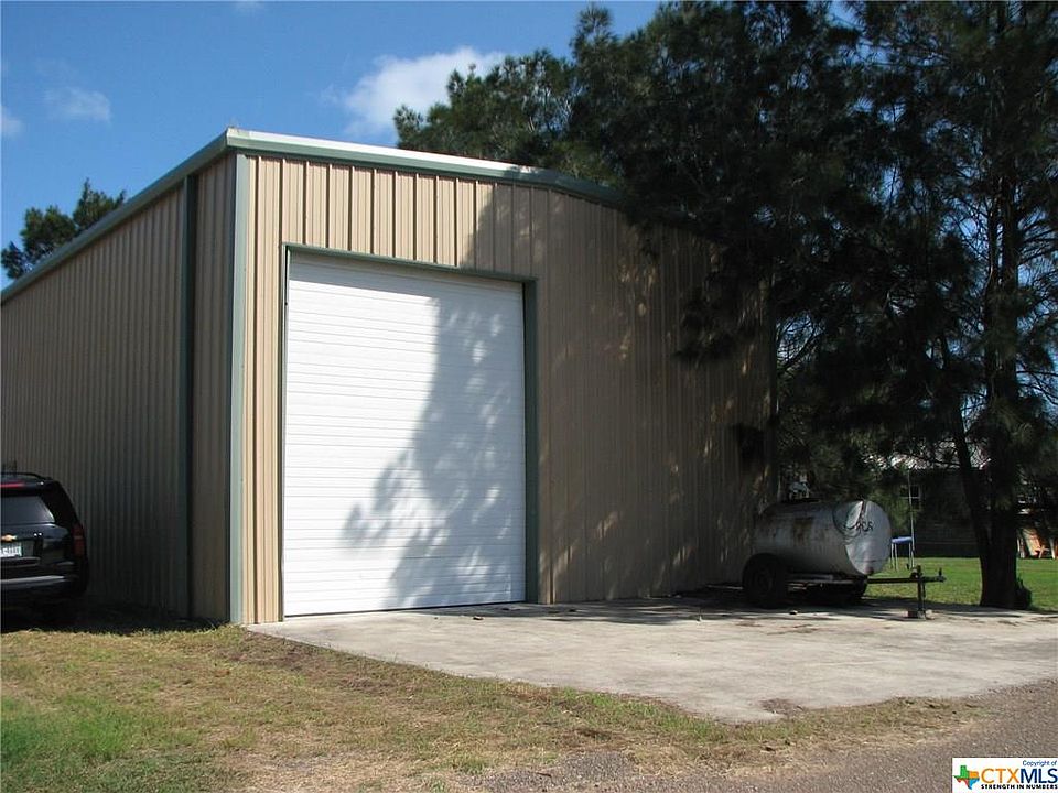 1st image of 209 S Shore Dr
