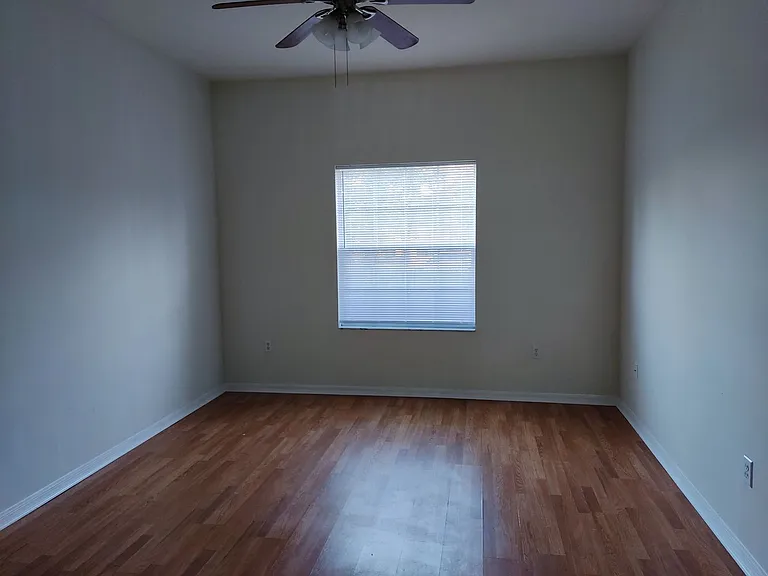 67 Parkway Dr — Photo 13