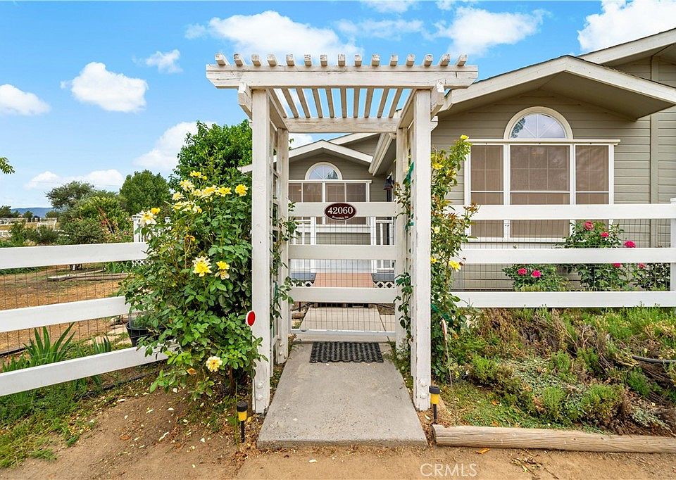 1st image of 42060 Riverdale Dr