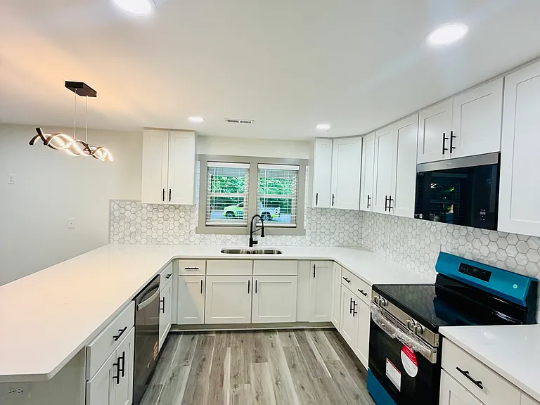 3603 Flint St — Photo 8