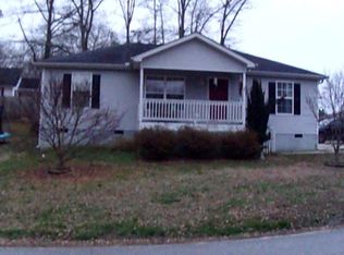 2 Norris Ave, Liberty, SC 29657
