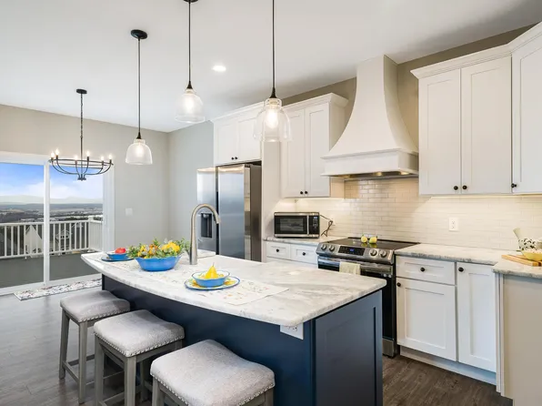 114 Chamberlain Dr, Staunton, VA 24401