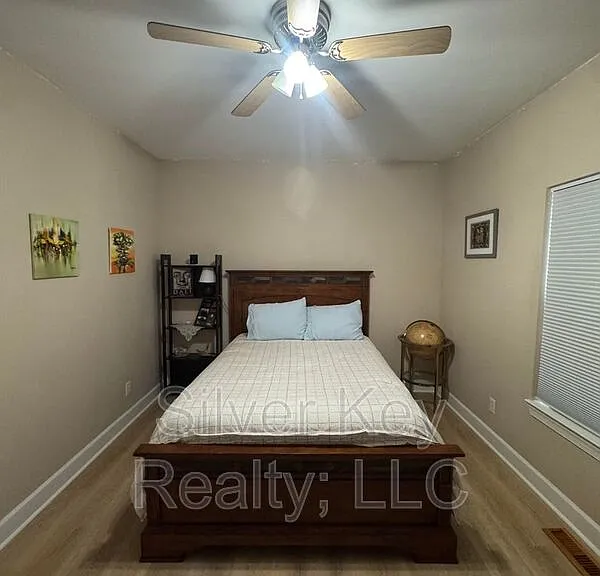 1980 Ridge Point Dr NW — Photo 27