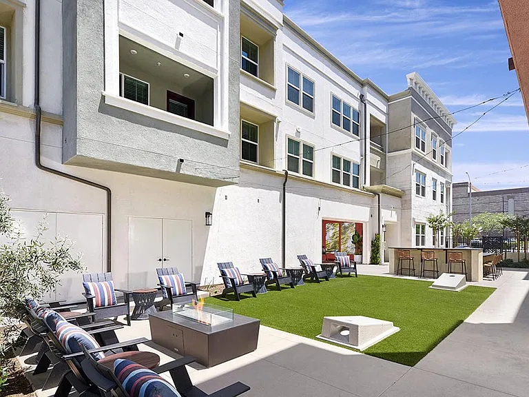Citron Apartment Homes — Photo 17