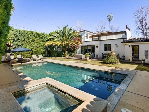 5541 Matilija Ave, Sherman Oaks, CA 91401