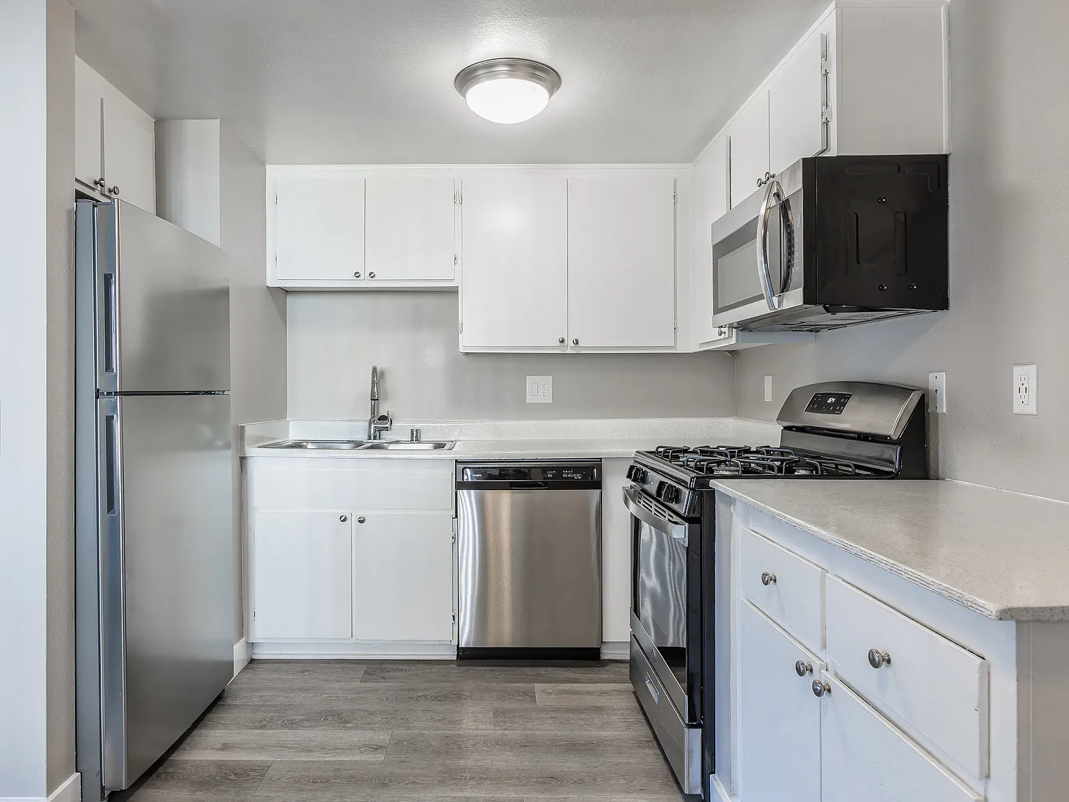 Sage Canyon Apartments — Photo 4