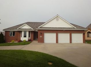 1106 Limerick Rd, Papillion, NE 68046