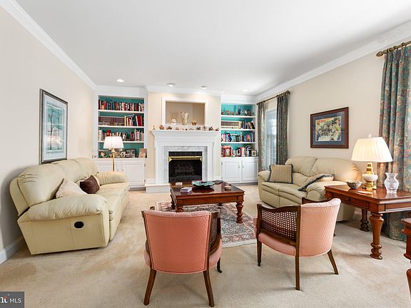 5th image of 3912 Corbin Hall Ln