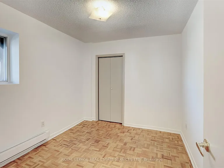 1530 King St W #101 — Photo 14