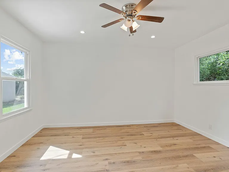 11414 Francis Pl — Photo 15