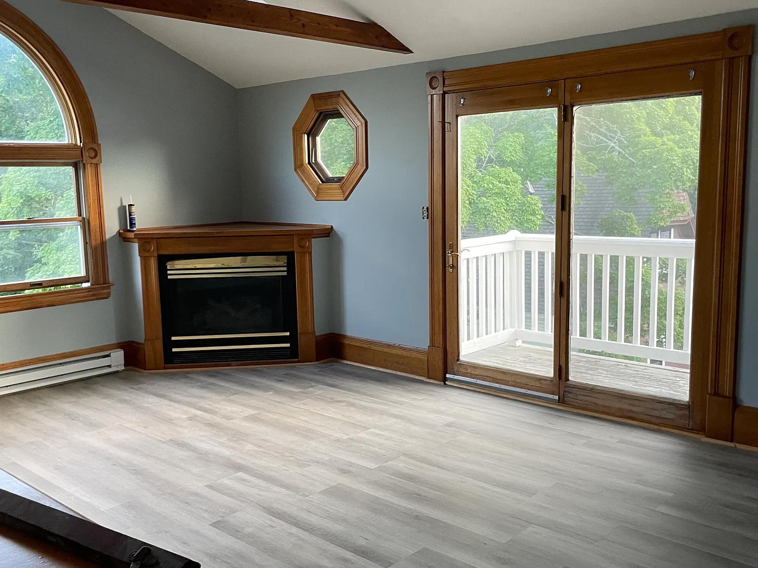 3 bed, 1.5 bath, 1200 sqft, $2,900 — Photo 3