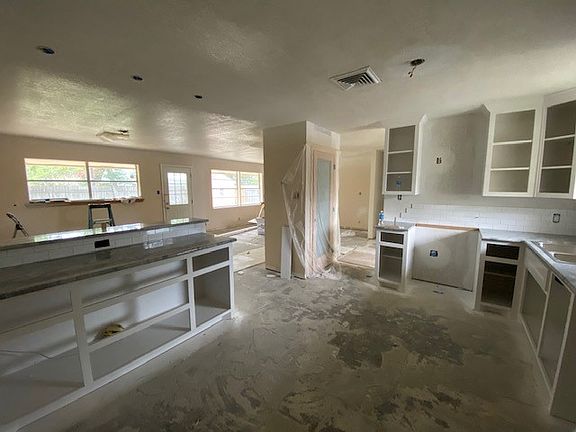 5th image of 4522 Donegal Dr
