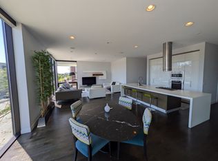 622 N Ashland Ave #3, Chicago, IL 60622