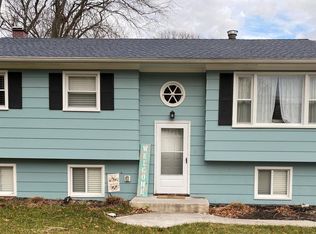 263 9th St, Pasadena, MD 21122