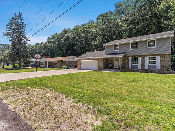 4th image of 4029 Nob Hill Dr