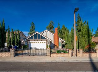 27 Knollview Dr, Pomona, CA 91766