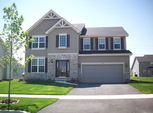 776 N Sleepy Hollow Ln, Romeoville, IL 60446