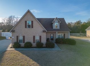 526 Sapphire Dr, Murfreesboro, TN 37128