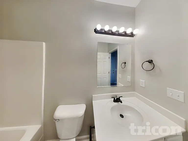 154 Braxton Park Ln — Photo 13