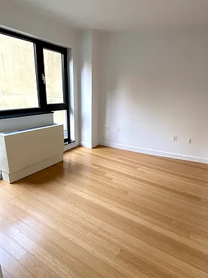 Rented by Bold New York | media 24