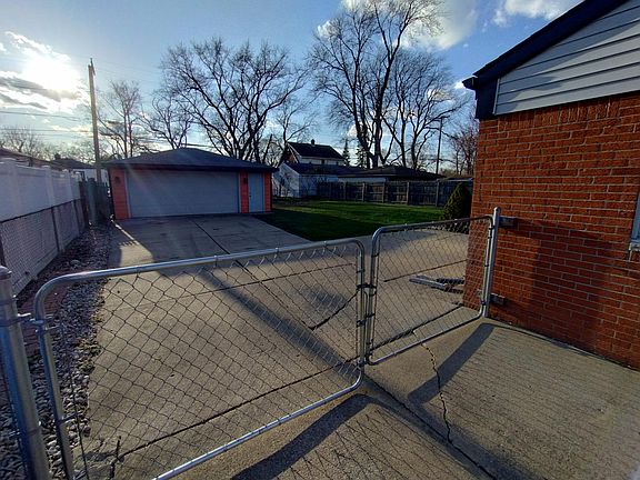 Driveway, Garage and backyard