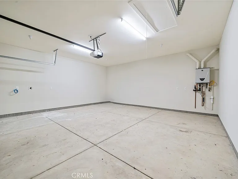 798 N Amelia Ave #A — Photo 24