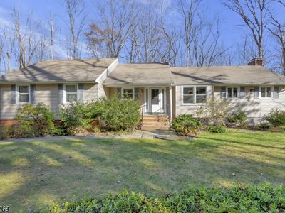16 Flintlock Dr, Warren, NJ, 07059