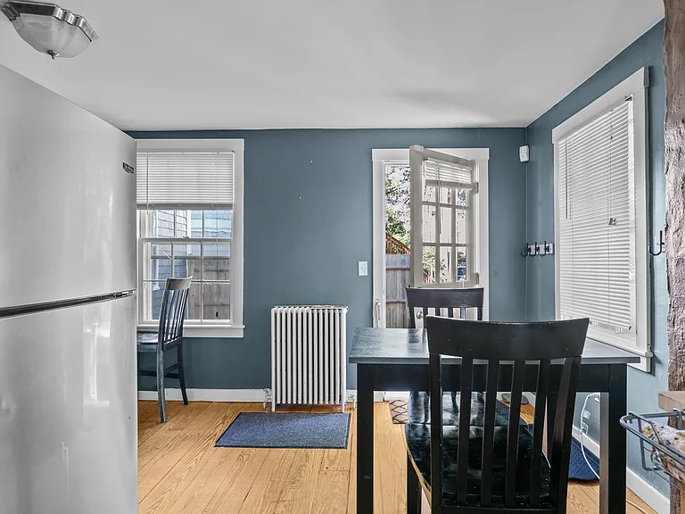 26 Perry St #1 — Photo 21