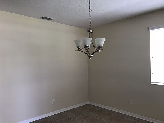 5th image of 14837 Evergreen Oak Loop