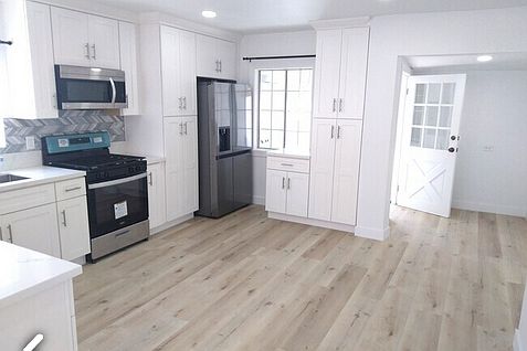 5th image of 4319 Chase Ave