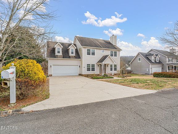 3rd image of 708 Marlin Ln