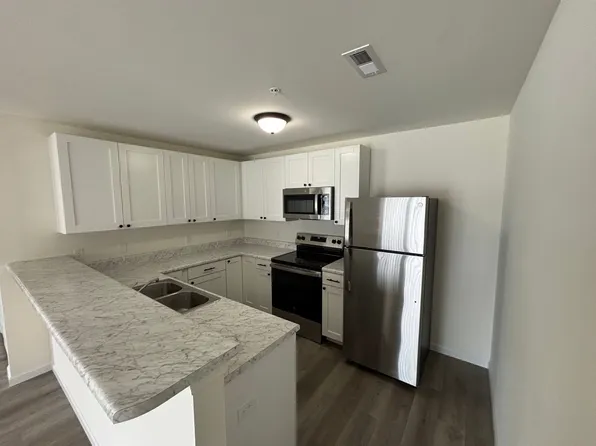 6000 Boone St, 6000 Boone St #8304, Troy, MO 63379