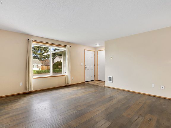 5th image of 13305 NE 25th St