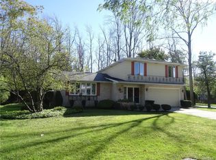 60 Presidio Pl, Williamsville, NY 14221