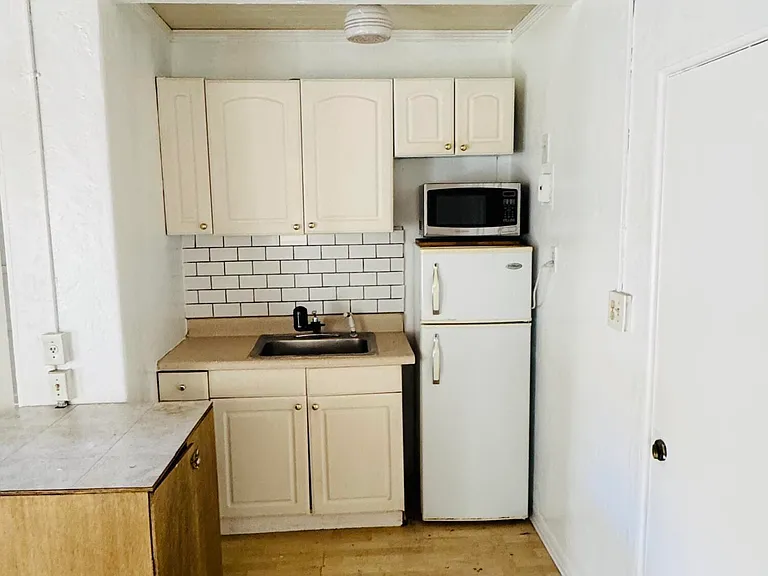 1101 N Federal Hwy #3 — Photo 5