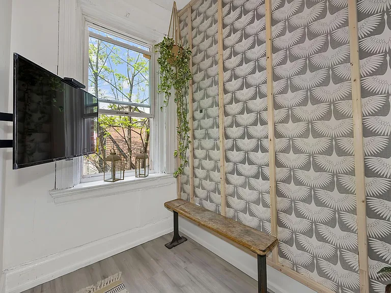 4431 Allison St #6 — Photo 8