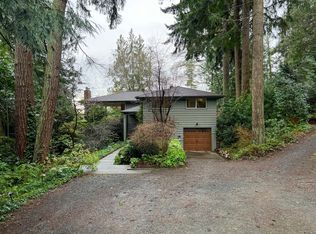 7131 NE Baker Hill Rd, Bainbridge Island, WA 98110