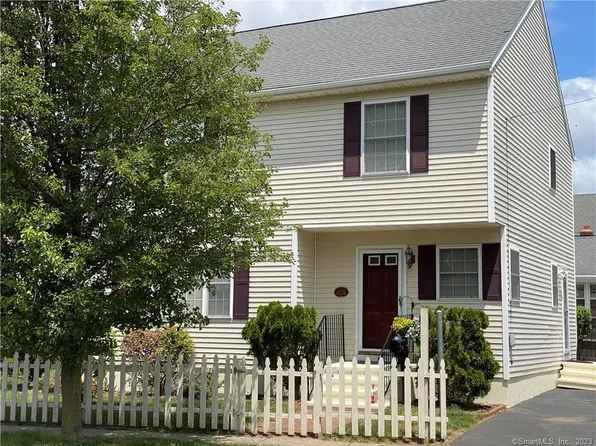 576 Hollister Street, Stratford, CT 06615