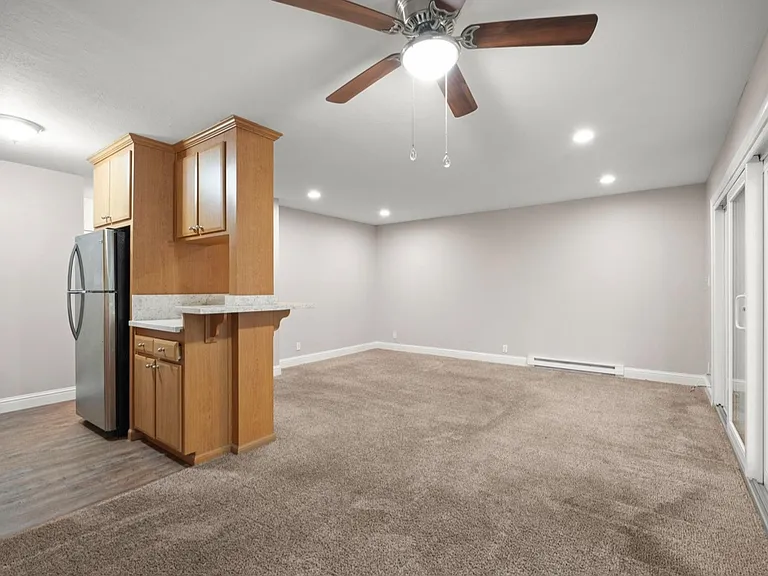 1036 Oak Grove Rd #21 — Photo 3
