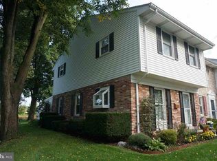 961 E Maple St, Palmyra, PA 17078