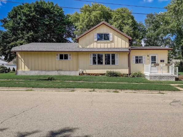 708 Minerva STREET, Horicon, WI 53032