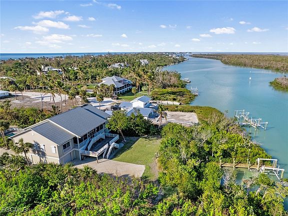4th image of 16543 Captiva Dr