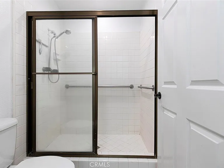 10928 Meseta Ave — Photo 22