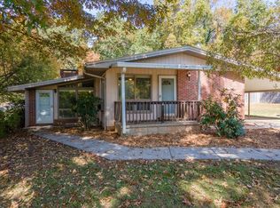 31 Ivar St, Franklin, NC 28734