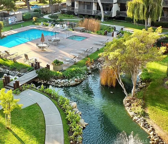 8124 Marina Pacifica Dr N #5 — Photo 21