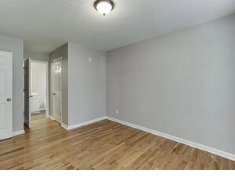 8950 Pine Tree Cir — Photo 11