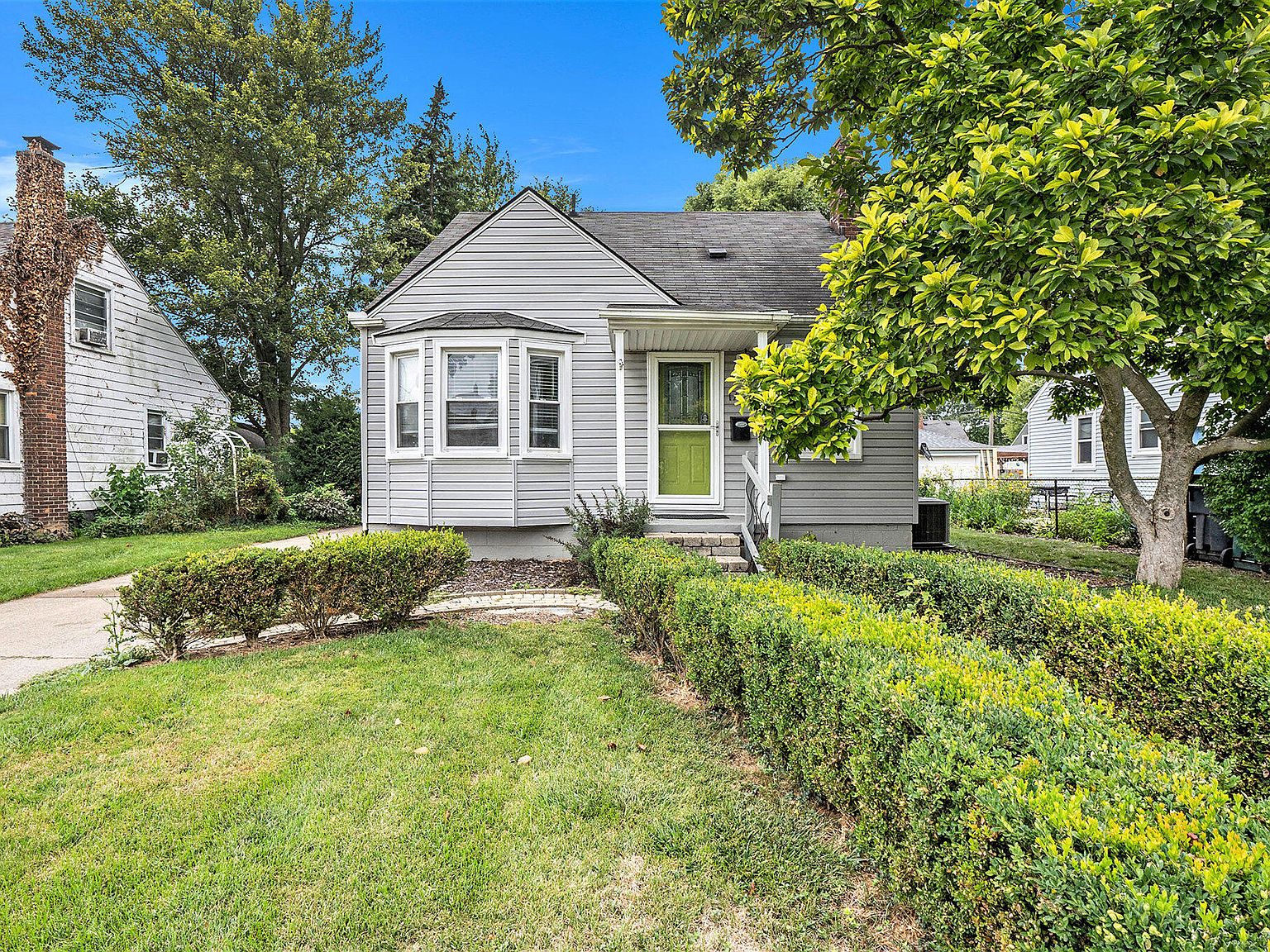 1799 Phillips Ave, Berkley, MI 48072 | MLS #25042789 | Zillow